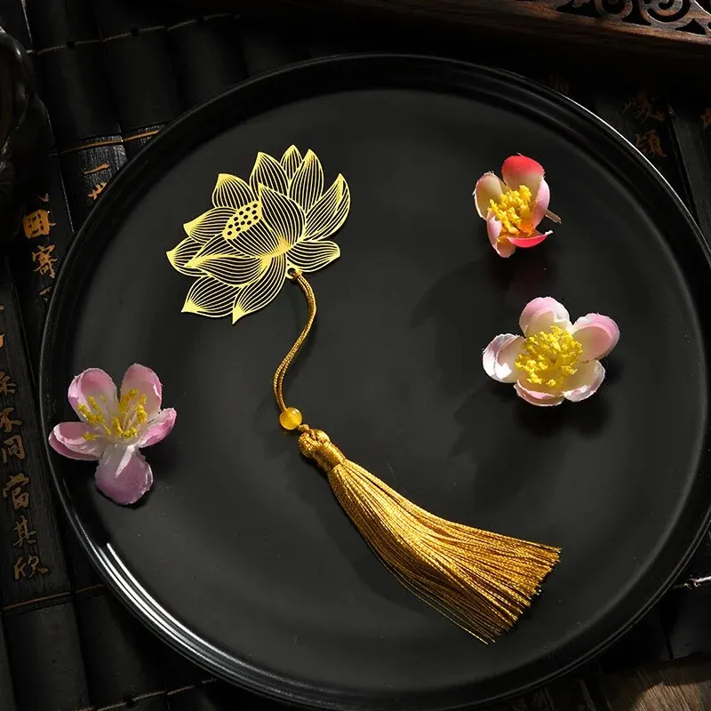 assiette artistique fleurs